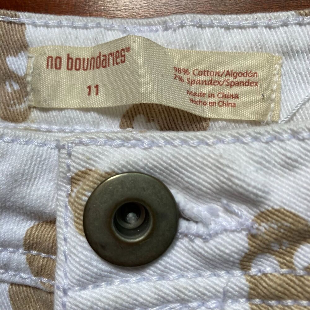 SKULL Shorty Shorts by No Boundaries Frayed Distressed Womens Size 11 - Picture 6 of 13